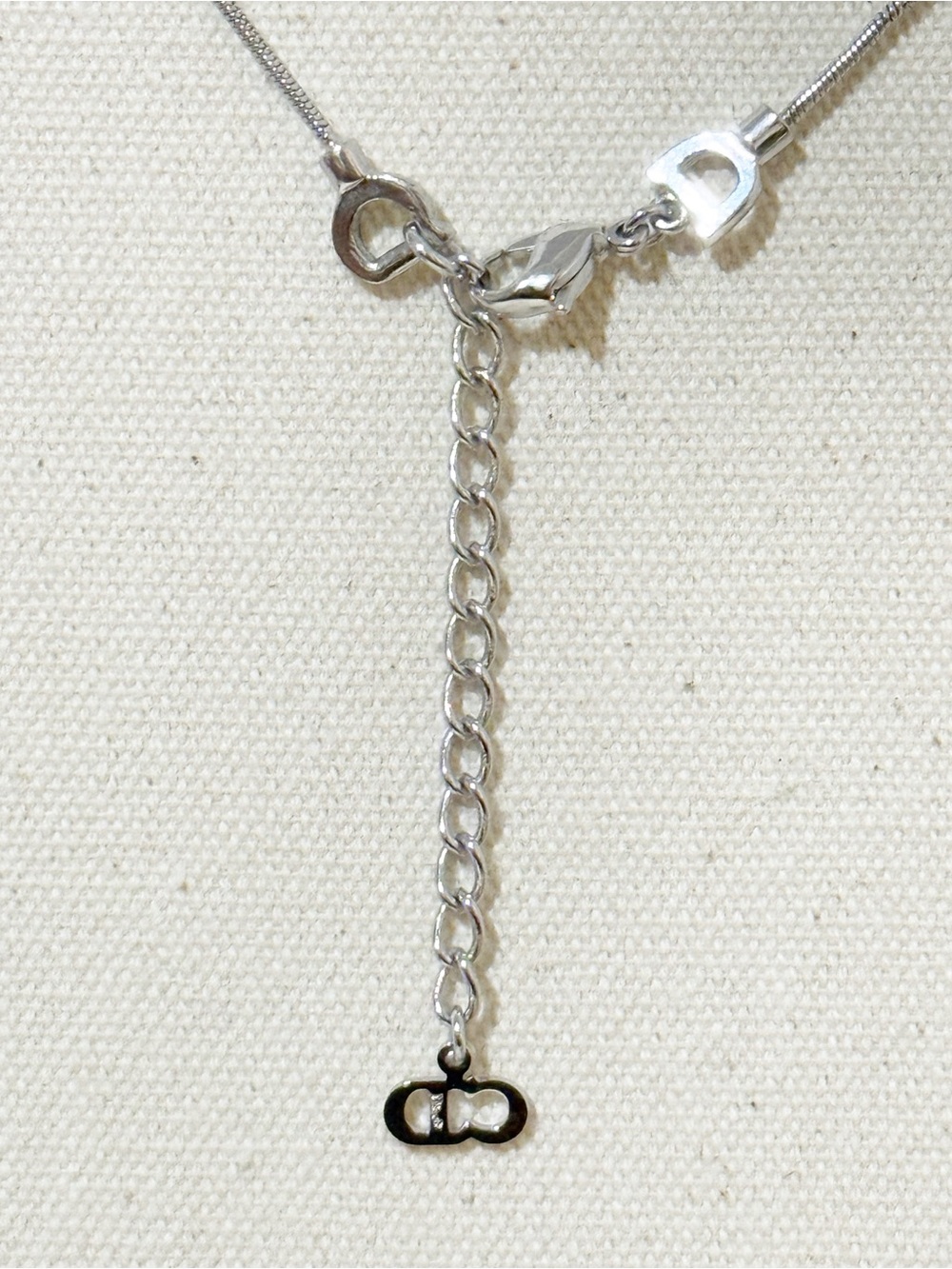 Christian Dior Silver Cat Pendant Necklace 🐱 Rare Vintage Find - Picture 13 of 15